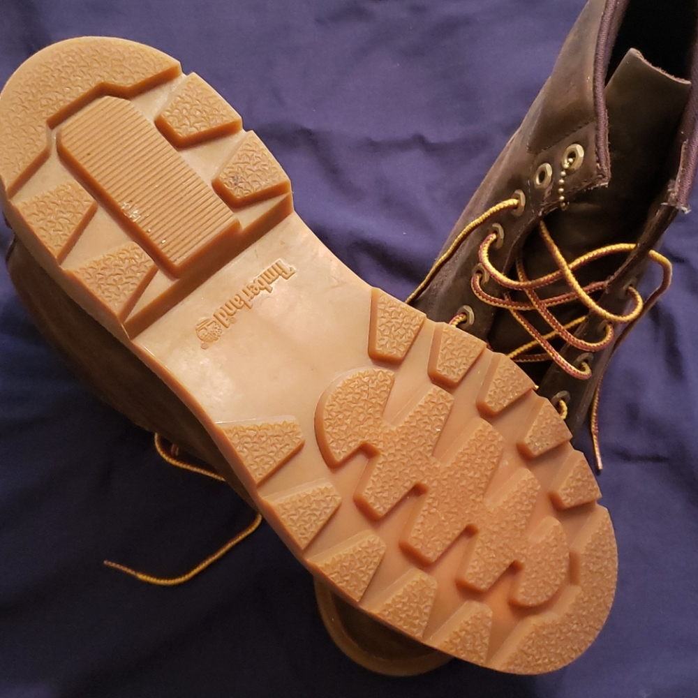 Timberland Boots - Picture 2 of 4